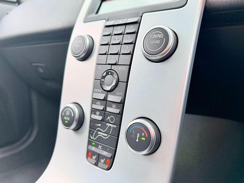 Used Volvo V50 for sale - 77465275: Photo 43