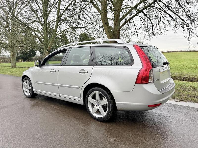 Used Volvo V50 for sale - 77465275: Photo 9