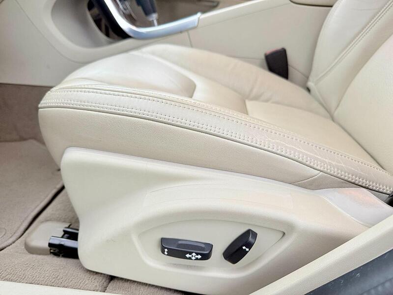 Used Volvo V60 for sale - 76725193: Photo 21