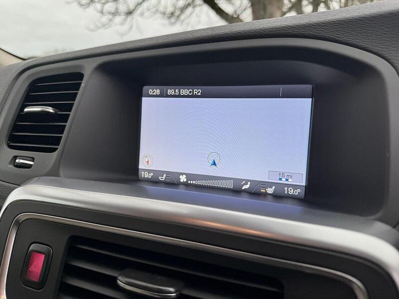 Used Volvo V60 for sale - 76725193: Photo 31