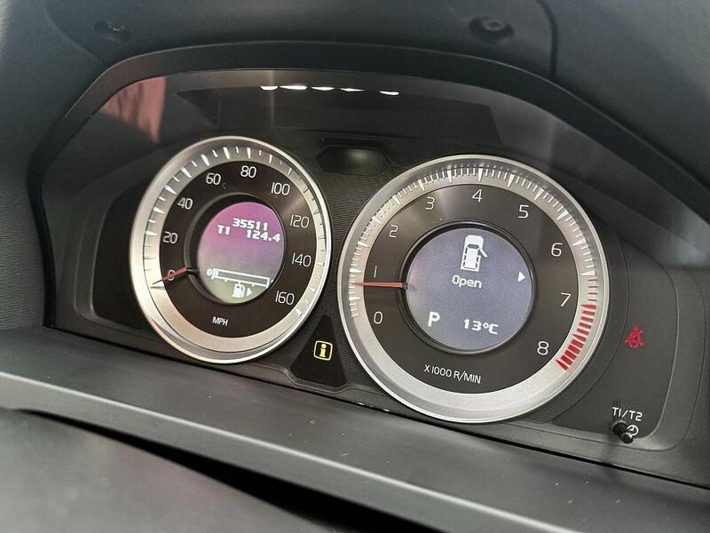 Used Volvo V60 for sale - 76725193: Photo 33