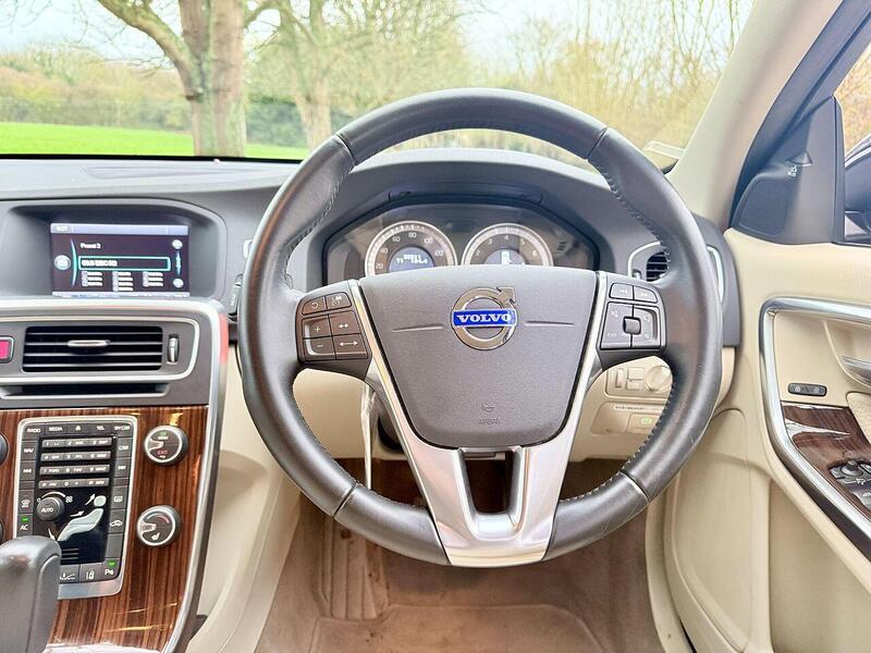 Used Volvo V60 for sale - 76725193: Photo 36