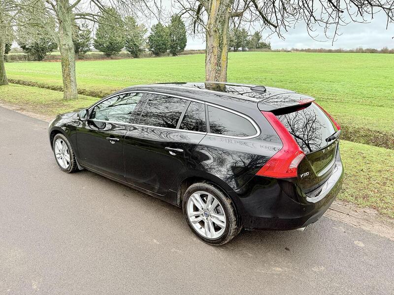 Used Volvo V60 for sale - 76725193: Photo 8