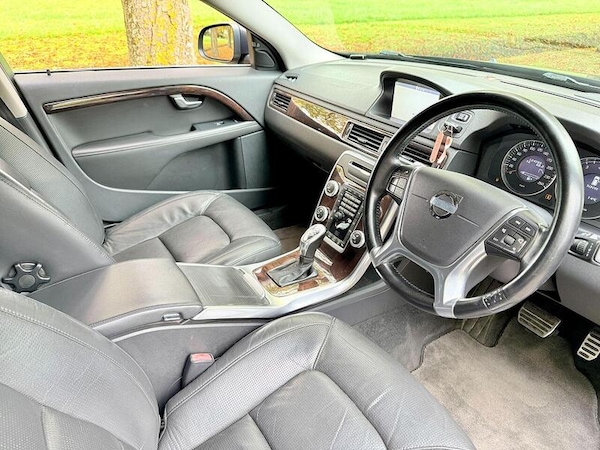 Used Volvo V70 for sale - 76311207: Photo 13