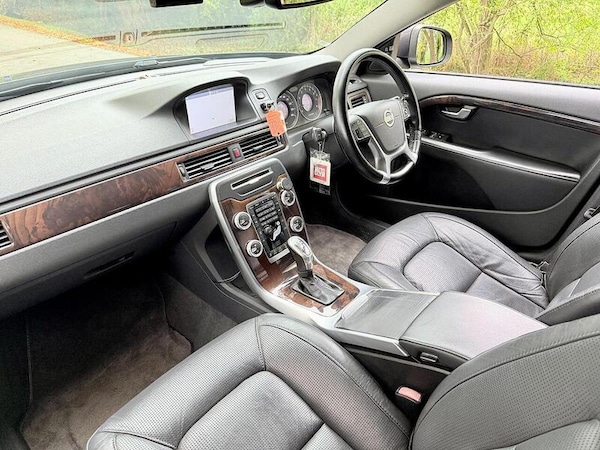 Used Volvo V70 for sale - 76311207: Photo 14