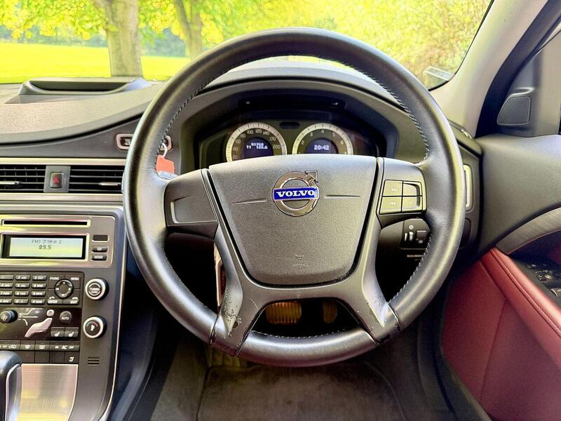 Used Volvo V70 for sale - 76386796: Photo 12