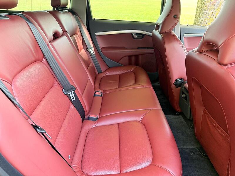 Used Volvo V70 for sale - 76386796: Photo 14