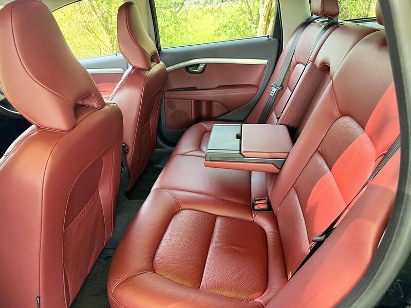 Used Volvo V70 for sale - 76386796: Photo 16