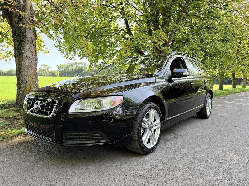 Used Volvo V70 for sale - 76386796: Photo 5