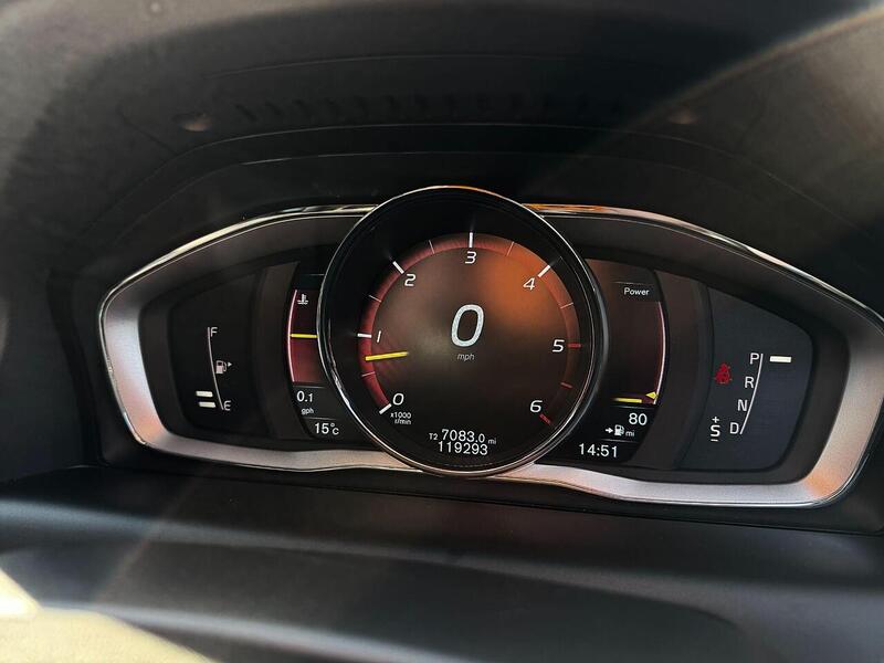 Used Volvo XC60 2015 for sale - 77953546: Photo 27