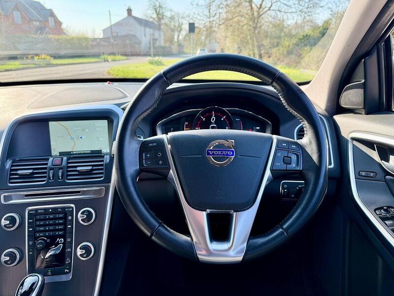 Used Volvo XC60 2015 for sale - 77953546: Photo 29