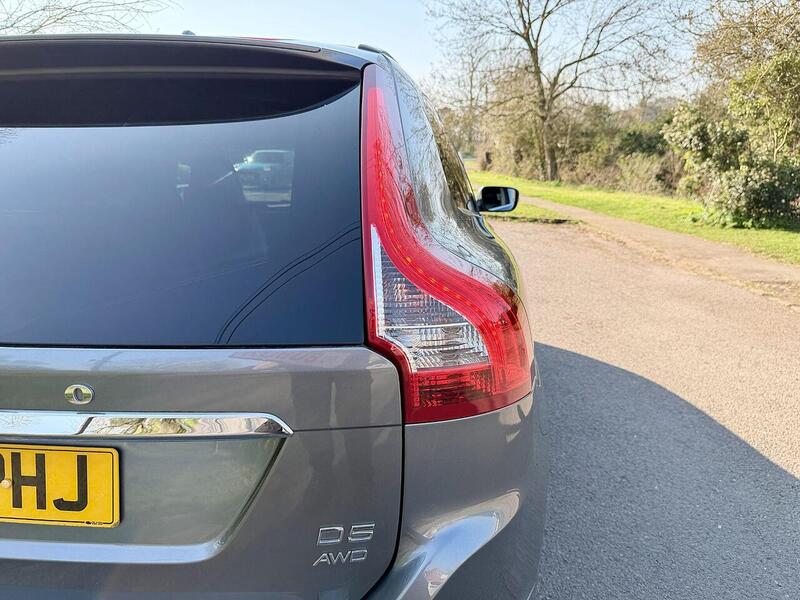 Used Volvo XC60 2015 for sale - 77953546: Photo 6