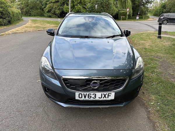 Used Volvo V40 Cross Country 2025 for sale - 75118750: Photo 9