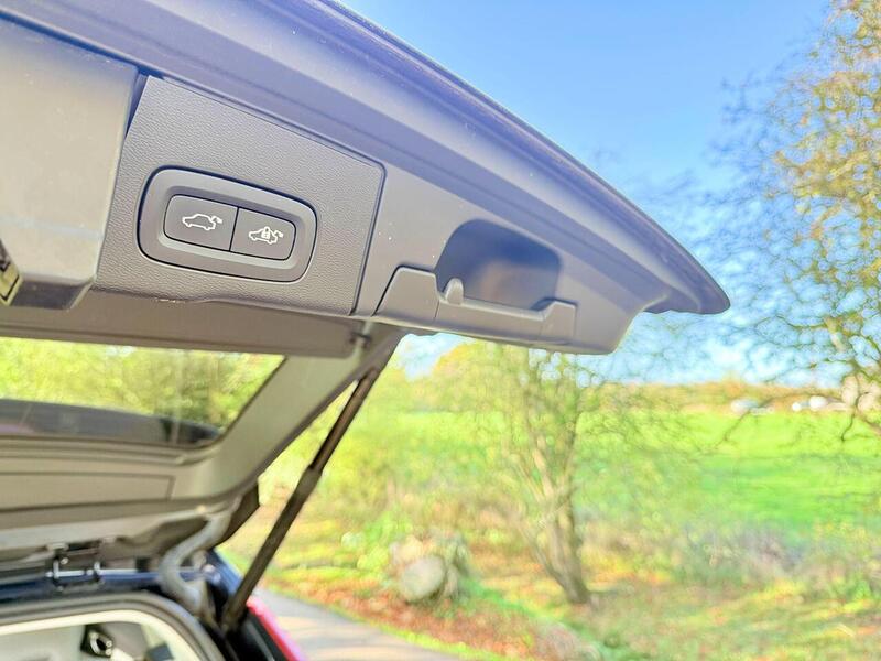 Used Volvo XC60 2020 for sale - 76383156: Photo 41