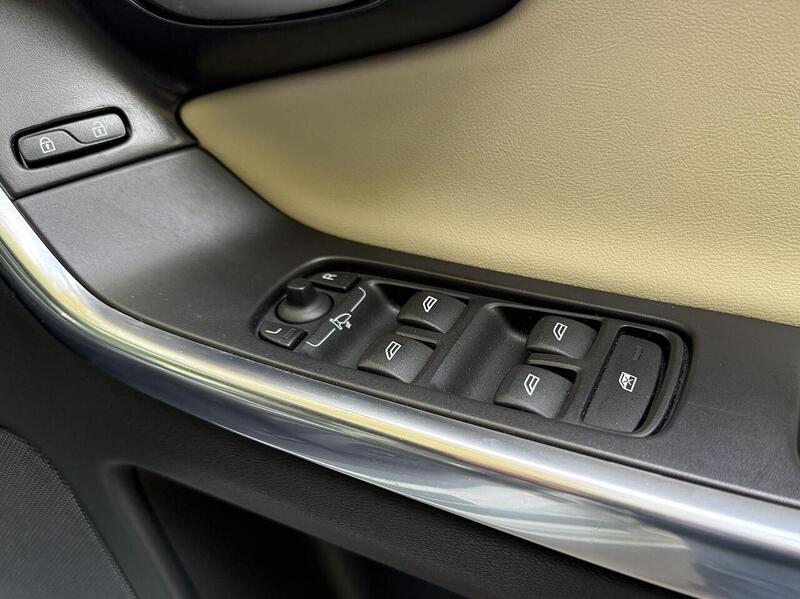 Used Volvo XC60 2025 for sale - 76778060: Photo 17