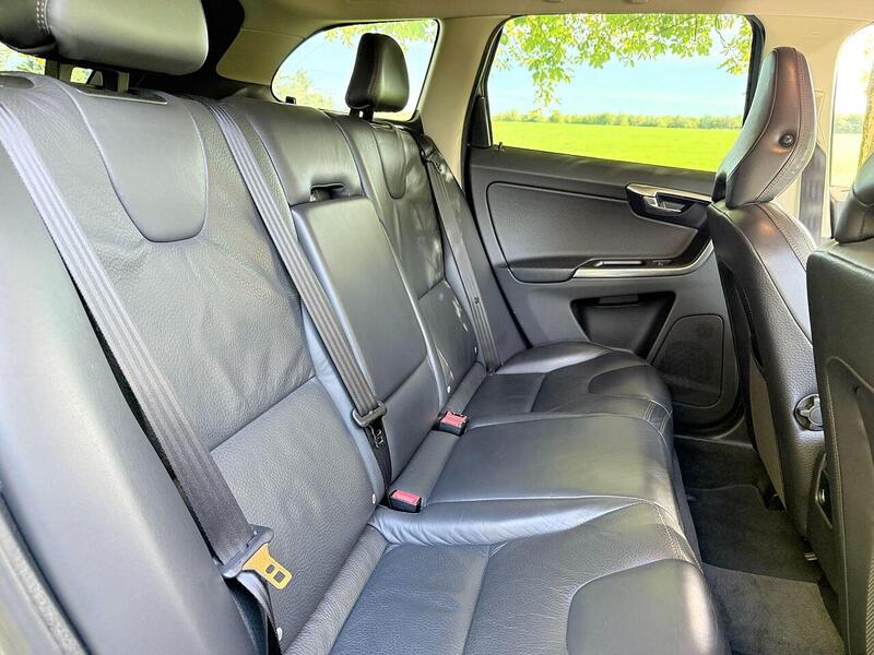 Used Volvo XC60 2024 for sale - 76386831: Photo 16