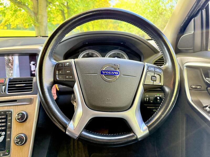 Used Volvo XC60 2024 for sale - 76386831: Photo 30