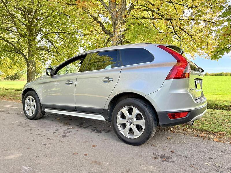 Used Volvo XC60 2024 for sale - 76386831: Photo 7