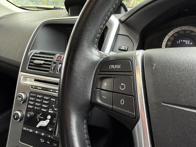 Used Volvo XC60 for sale - 76518480: Photo 24