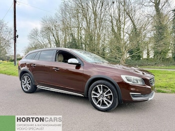 Used Volvo V60 Cross Country 2016 for sale - 78750003: Photo