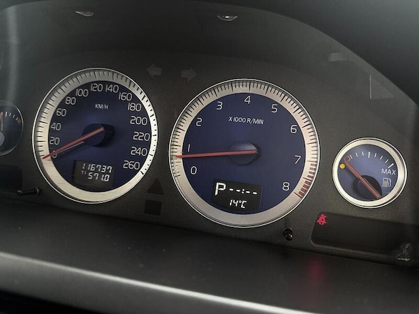 Used Volvo XC90 for sale - 76311199: Photo 27