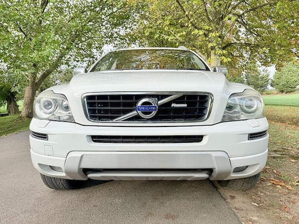 Used Volvo XC90 for sale - 76311199: Photo 2