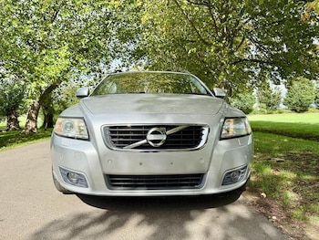 Used Volvo V50 2011 for sale - 75983127: Photo