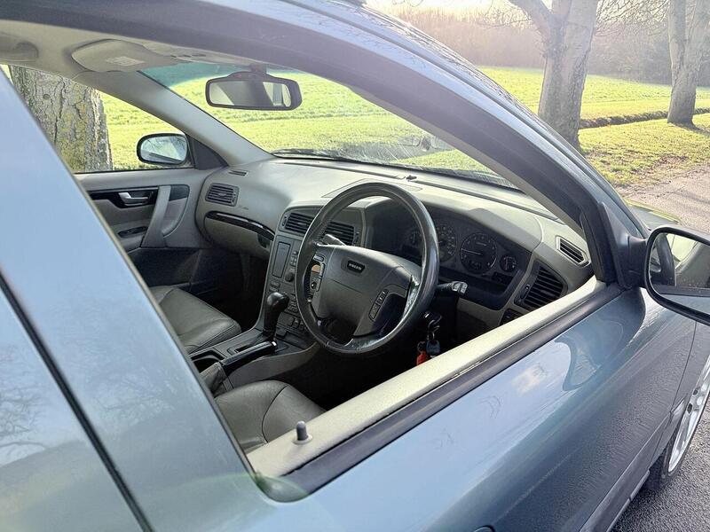 Used Volvo V70 2003 for sale - 76863521: Photo 20