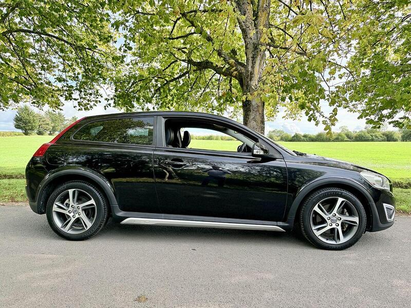 Used Volvo C30 2025 for sale - 77007737: Photo 2