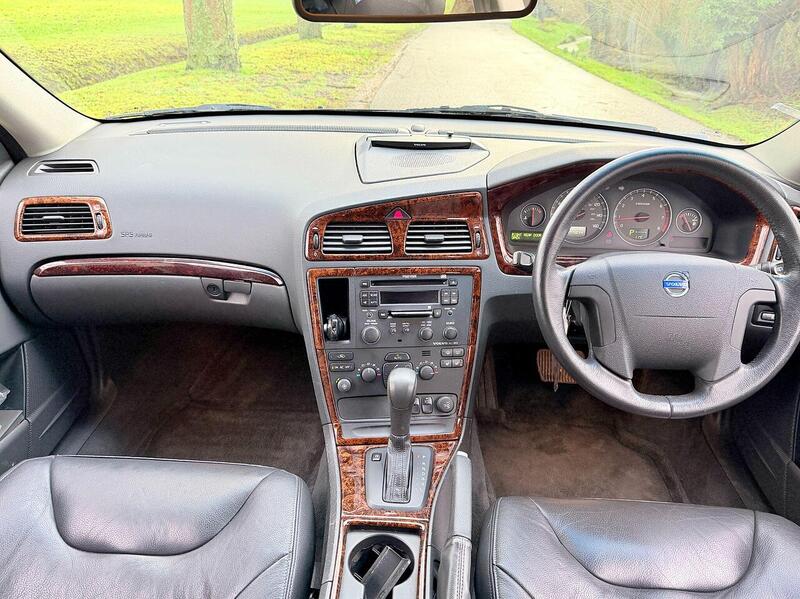 Used Volvo V70 for sale - 77365232: Photo 16