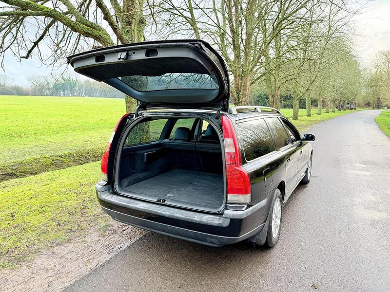 Used Volvo V70 for sale - 77365232: Photo 27