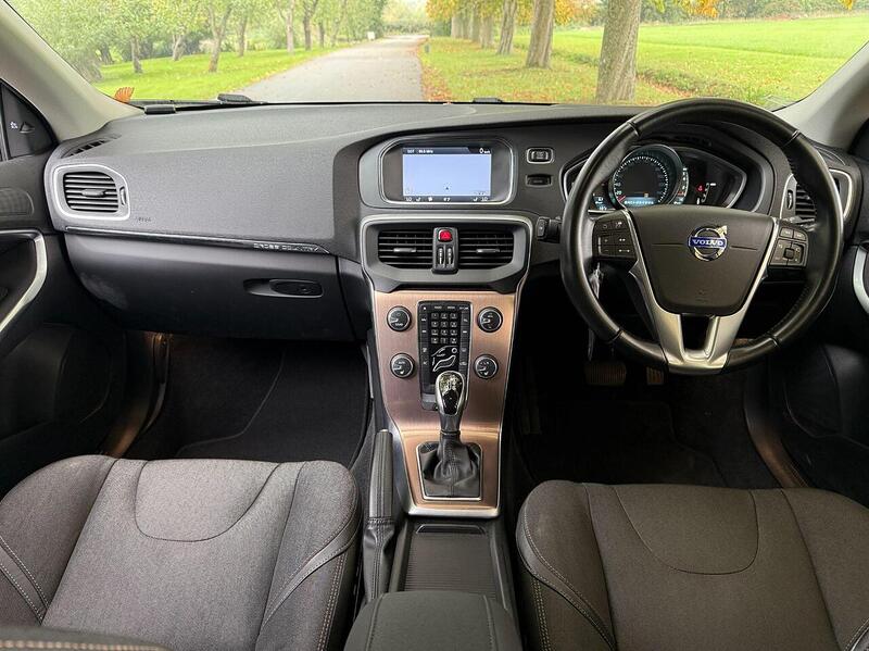 Used Volvo V40 for sale - 76148297: Photo 13