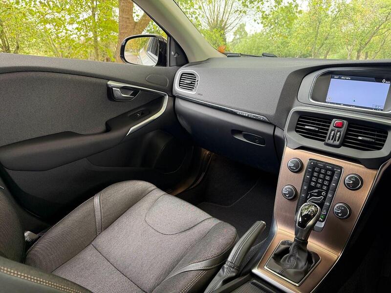 Used Volvo V40 for sale - 76148297: Photo 14