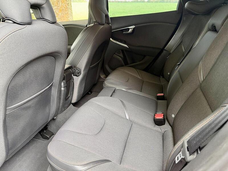 Used Volvo V40 for sale - 76148297: Photo 17