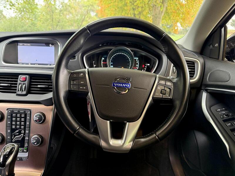 Used Volvo V40 for sale - 76148297: Photo 29
