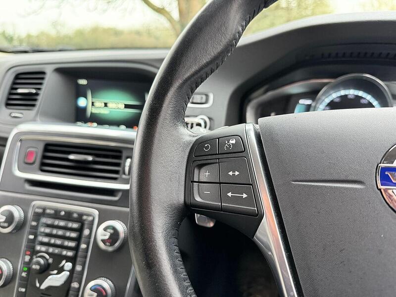 Used Volvo V60 Cross Country for sale - 77452631: Photo 19