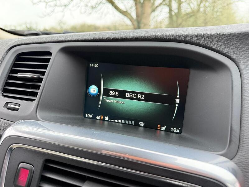 Used Volvo V60 Cross Country for sale - 77452631: Photo 26