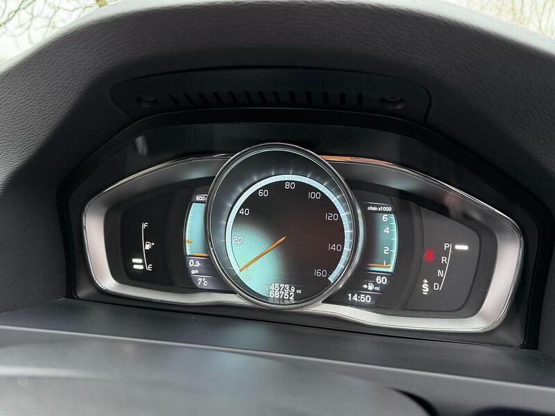 Used Volvo V60 Cross Country for sale - 77452631: Photo 27