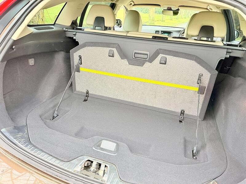 Used Volvo V60 Cross Country for sale - 77452631: Photo 31