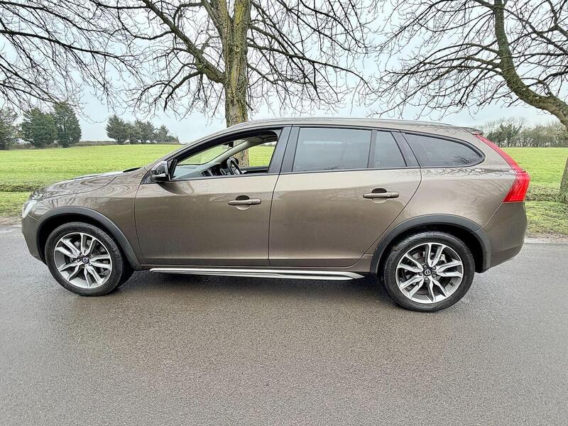 Used Volvo V60 Cross Country for sale - 77452631: Photo 6