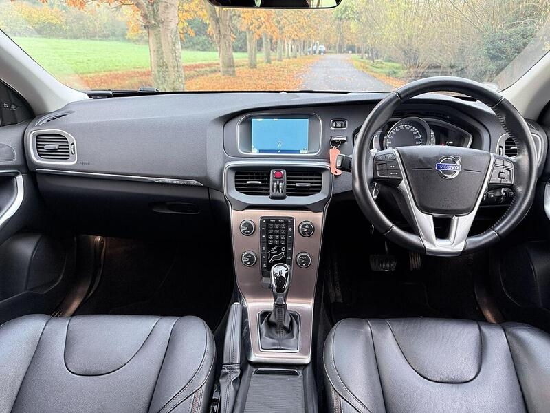 Used Volvo V40 Cross Country for sale - 76505639: Photo 19