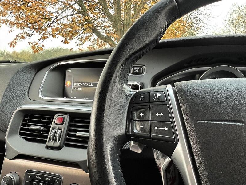 Used Volvo V40 Cross Country for sale - 76505639: Photo 48