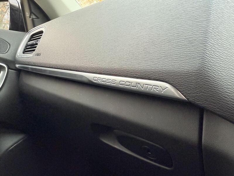 Used Volvo V40 Cross Country for sale - 76505639: Photo 52