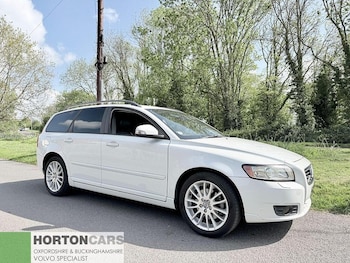 Used Volvo V50 2011 for sale - 79331145: Photo