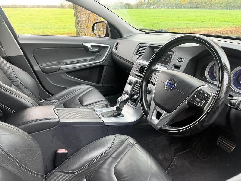 Used Volvo V60 for sale - 76863542: Photo 13