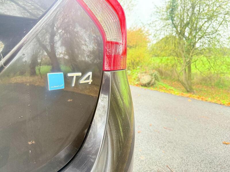 Used Volvo V60 for sale - 76863542: Photo 31