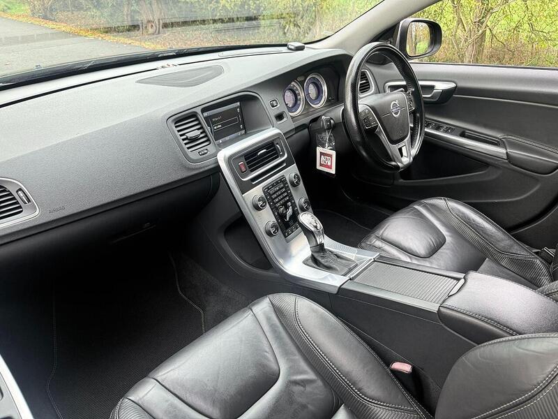 Used Volvo V60 for sale - 76863542: Photo 9