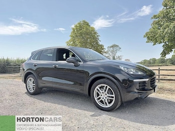 Used Porsche Cayenne 2015 for sale - 79507209: Photo