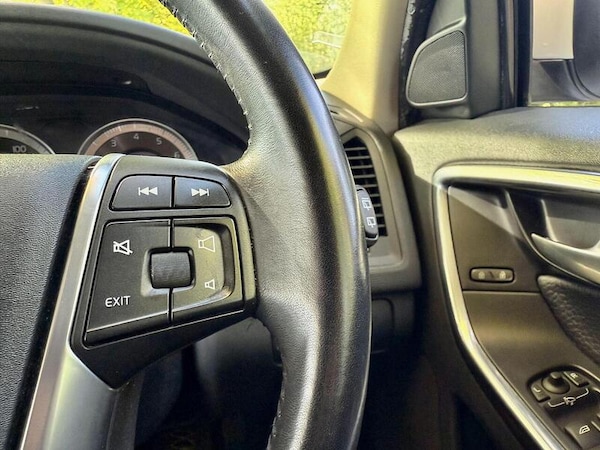 Used Volvo XC60 for sale - 76311191: Photo 19