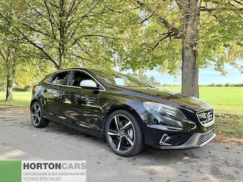 2.0 T5 R-Design Nav Hatchback 5dr Petrol Auto Euro 6 (s/s) (245 ps)